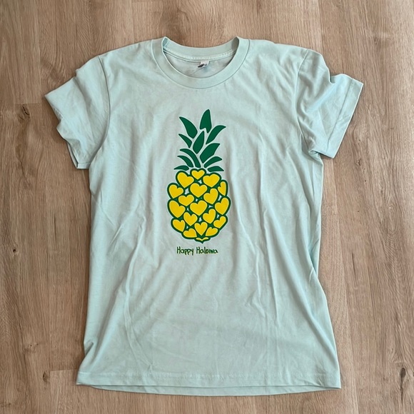 Happy Haleiwa Pineapples Are My Thing Tee - Picture 1 of 2